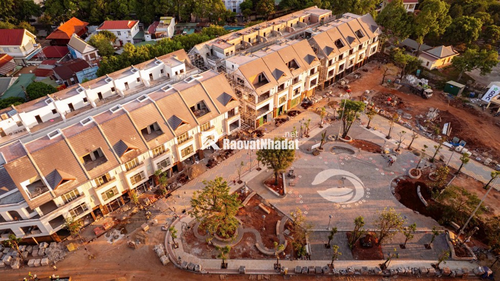 Shophouse nhà phố vườn đối diện hoa viên Ecopalace – 17 căn giới hạn, đẳng cấp gần như biệt thự