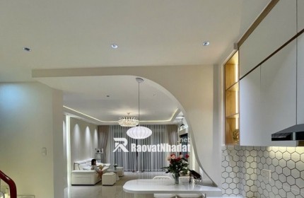 BÁN NHÀ LÔ GÓC 2 MẶT HẺM – LẠC LONG QUÂN