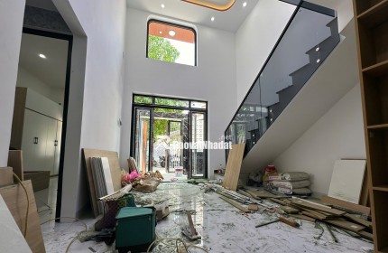 CHỈ 4,1 TỶ - SỞ HỮU NHÀ PHỐ 2 MẶT THOÁNG CMT8, CẨM LỆ!