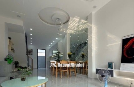 Nhà đẹp quận 12 - Kết cấu : 60m2- Tầng 3- PN 3- 4WC (Nhỉnh 5tỷ)