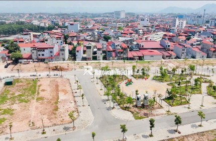  CƠ HỘI SỞ HỮU ĐẤT ĐÔ THỊ ĐẸP – GIÁ TỐT TẠI LỤC NAM  KĐT Đồng Cửa 2 – Lục Nam  Diện tích: 82,5m²  Mặt tiền: 5,5m cực đẹp  Giá chỉ từ: 2 tỷ 6xx  Ưu điểm nổi bật:  Mặt tiền rộng 5,5m – cực kỳ thoáng, dễ thiết kế nhà đẹp  Đường rộng, vỉa hè 5,5m – ô tô đỗ cử
