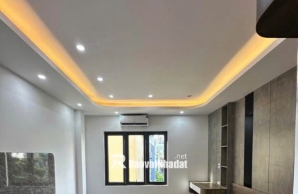 Bán nhà có 102 phố Phan Đình Giót, Nhà Đẹp chỉ việc sách vali vào ở 45m²  Giá 9,1 Tỷ