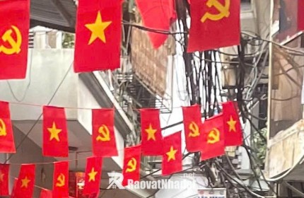 Bán nhà mặt ngõ Thịnh Quang 32/50m2 hơn 6 tỷ oto ngõ thông kinh doanh ở sướng sau quy hoạch ra mặt phố