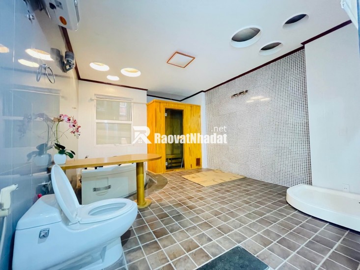 Hiếm Lạc Long Quân - Nhà Đẹp 6 Tầng - Chủ Xây Tâm Huyết Tặng Nội Thất - Ô Tô Đỗ Cửa - Sổ Vuông Đẹp - Ở Sướng