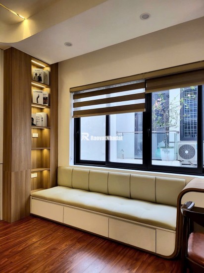 Bán nhà 6 tầng NGÔ XUÂN QUẢNG thang máy phun nội thât oto đỗ cửa giá chỉ nhỉnh 8 tỷ