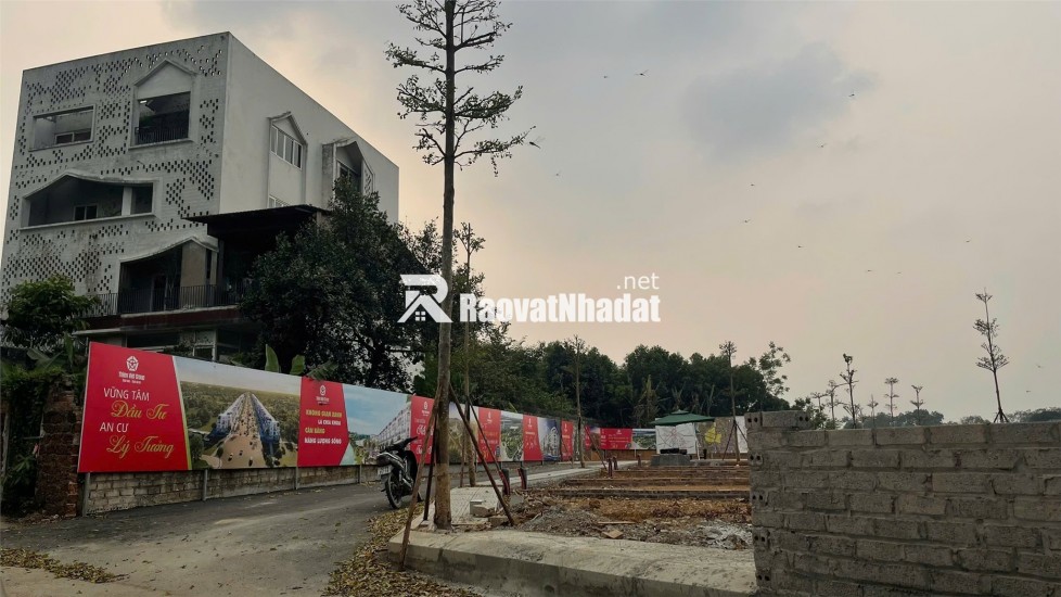 Bán lô đất Hoà Lạc siêu rẻ cách QL21A 100m, Ngay ngã tư Lục Quân