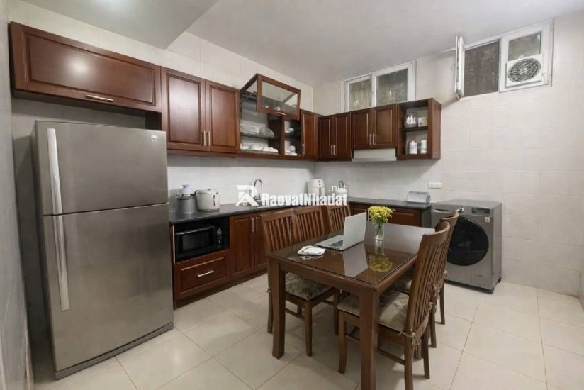 Tập thể Nguyễn văn Cừ Long Biên 4 tỷ 60m tầng 1 vừa ở vừa kinh doanh