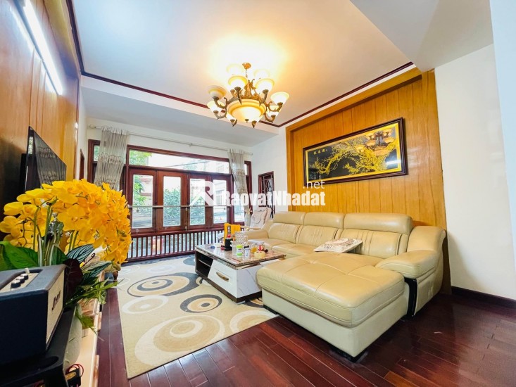 Hiếm Lạc Long Quân - Nhà Đẹp 6 Tầng - Chủ Xây Tâm Huyết Tặng Nội Thất - Ô Tô Đỗ Cửa - Sổ Vuông Đẹp - Ở Sướng