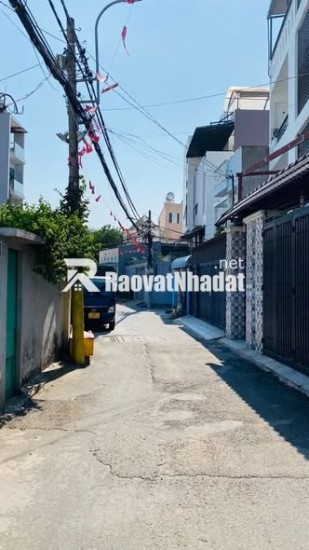 XE HƠI ĐỖ CỬA - NGANG LỚN 5.7M - VUÔNG A4 - HẺM XE HƠI TRẢI NHỰA - HOÀN CÔNG ĐỦ - 3.25T.Y TL