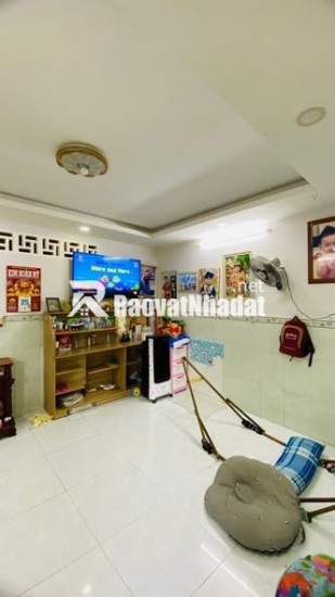 XE HƠI ĐỖ CỬA - NGANG LỚN 5.7M - VUÔNG A4 - HẺM XE HƠI TRẢI NHỰA - HOÀN CÔNG ĐỦ - 3.25T.Y TL