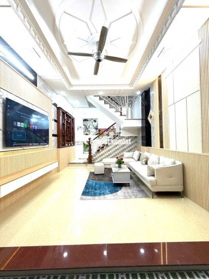 NHÀ ĐẸP 4 TẦNG – NHỈNH 5 TỎI (Q.12)