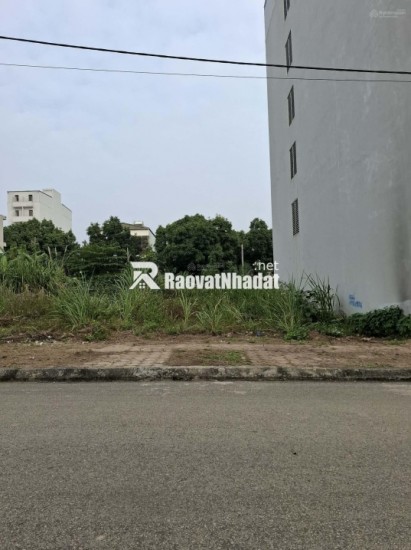 Bán lô đất 100m2 ngay ngã tư quốc lộ 21 đại lộ thăng long, cạnh ĐH Quốc Gia, khu CN Cao Hòa Lạc