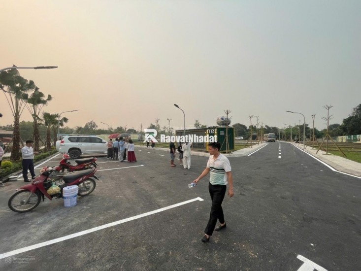 Chính chủ gửi bán suất ngoại giao, lô góc, view hồ 103,3m2 - lô góc - MT: 5m - giá chỉ từ 2 tỷ 5