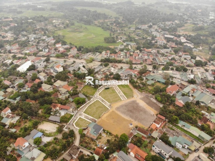 Chính chủ cần bán lô ngoại giao - trục chính rộng 10m - gần đại học QGHN, CNC - sẵn sổ, full thổ cư