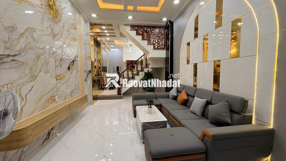 NHÀ ĐẸP-GIÁ TỐT NHÀ MỚI ĐẸP LUNG LINH 3 TẦNG-HẺM OTO 5m-HIỆP THÀNH-Q12- 5,x TỶ (x nhỏ xíu)