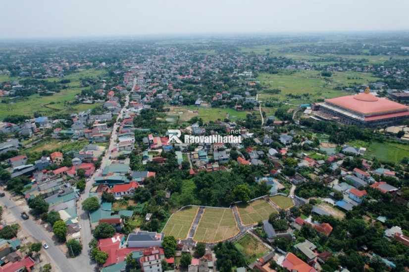 Chính chủ cần bán lô ngoại giao - trục chính rộng 10m - gần đại học QGHN, CNC - sẵn sổ, full thổ cư