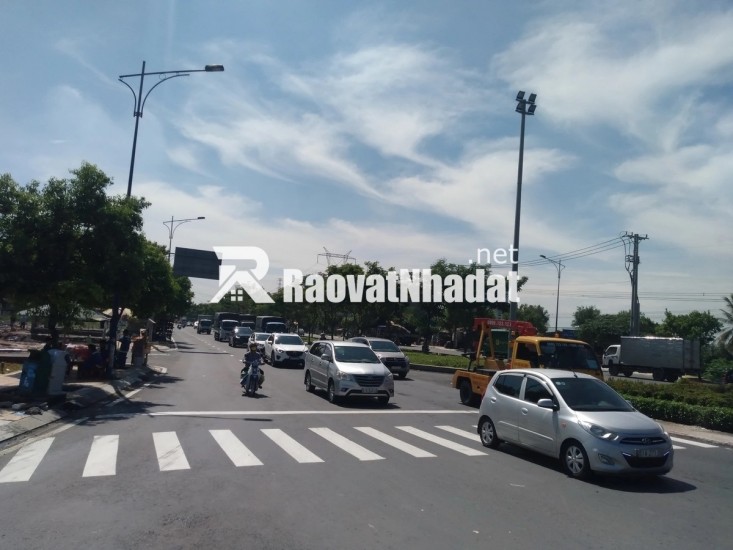 NHÀ 2 TẦNG 40M² - NGAY TRẦN VĂN GIÀU - TỈNH LỘ 10 - CHỈ HƠN 2T.Ỷ - SỔ RIÊNG - KO QUY HOẠCH.