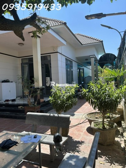 SỞ HỮU CƠ NGƠI SÂN VƯỜN 640M2 TẠI DIÊN AN - GIÁ ĐÃ GIẢM SÂU CHỈ CÒN 9 TỶ!