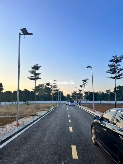 Trục lớn luôn tạo ra giá trị lớn.
Em đang có 3 lô đất diện tích 200m2 , 2 mặt thoáng trước sau. Cách trục Hồ Tây Ba Vì 200m.
 Inbox ngay để nhận