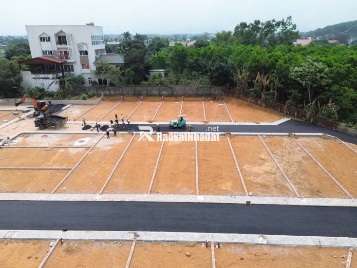 Trục lớn luôn tạo ra giá trị lớn.
Em đang có 3 lô đất diện tích 200m2 , 2 mặt thoáng trước sau. Cách trục Hồ Tây Ba Vì 200m.
 Inbox ngay để nhận