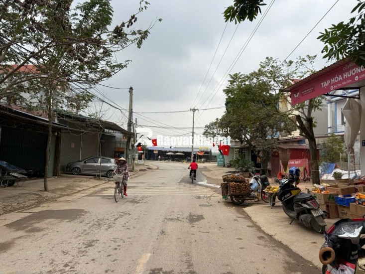 GIÁ CHỈ CÓ 7,2 TR CHO MỘT MẾT VUÔNG -- DT 105 M FUN THỔ CƯ TÍNH RA  CHỈ CÓ HƠN 700 TR ĐÒNG ,QUÝ NHÀ ĐẦU TƯ SỞ HỮU NGAY CHO MÌNH LÔ ĐẤT TẠI HÀ HÀ NỘI