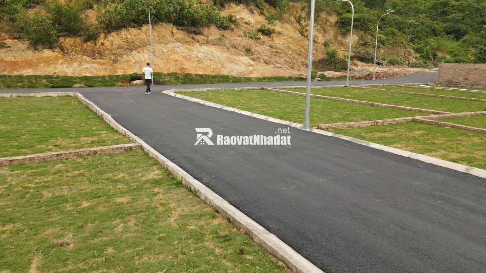 CÁCH HÀ NỘI ĐÚNG 400m MÀ CHỈ HƠN 300 triệu CÓ NGAY LÔ ĐẤT SỔ ĐỎ CẦM TAY.