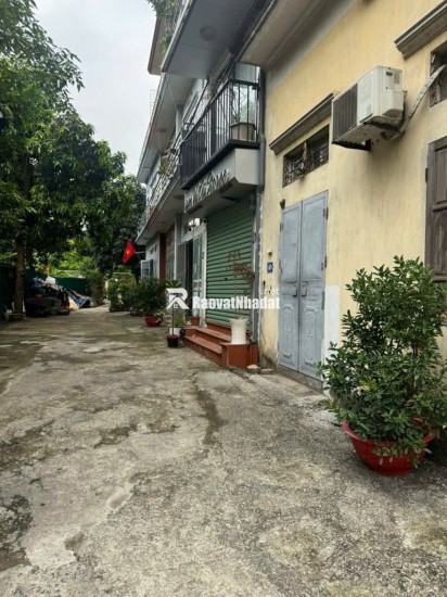 Hàng hiếm có 1 0 2 đây anh chị ơi !!!! 

BÁN NHÀ VIỆT HƯNG ĐƯỜNG Ô TÔ TRÁNH - KINH DOANH - SÁT MẶT PHỐ VIỆT HƯNG