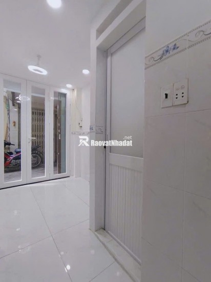 BÁN NHÀ MỚI - 2 TỶ HƠN - 3 TẦNG - SỔ HỒNG RIÊNG - GẦN BỆNH VIỆN CHỢ RẨY - QUẬN 11