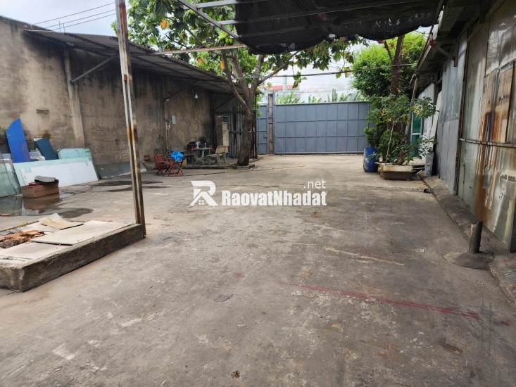 CHO THUÊ XƯỞNG TẠI ĐƯỜNG KÊNH TIÊU BÀ ĐIỂM 1. DT 1000M2 CHỈ 40TR/TH. LH:0903902443.