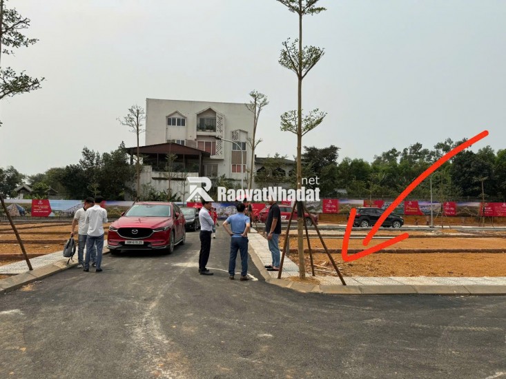 CHÍNH CHỦ CẮT LỖ BÁN NHANH LÔ ĐẤT 100M2, MT 5M, ĐẤT Ở HÒA LẠC, GIÁP MẶT ĐƯỜNG QL21A.