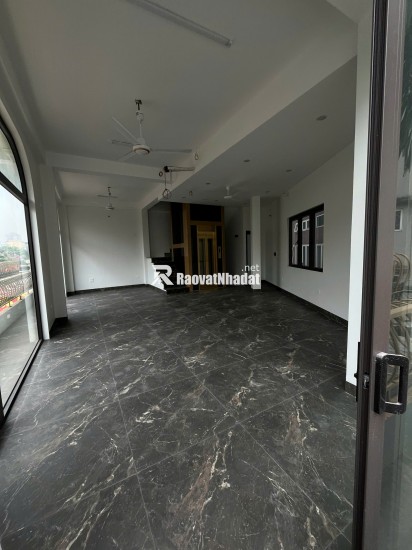 Chính chủ cần cho thuê mặt bằng cực đẹp tại khu Galaxy 8 – trục đường Tố Hữu Hà Đông Hà Nội