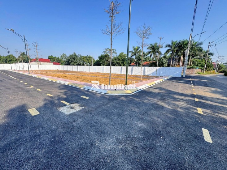 Duy nhất lô đất 100m , tại Tân Xã , giá 2 tỷ/lô