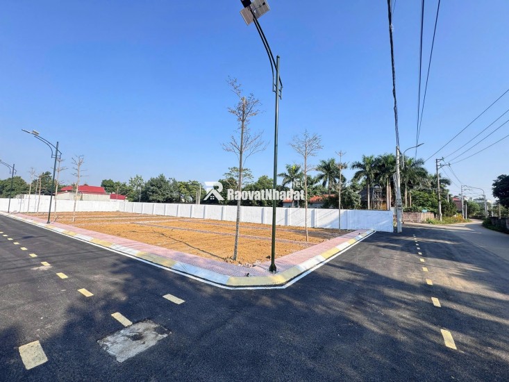 Duy nhất lô đất 100m , tại Tân Xã , giá 2 tỷ/lô