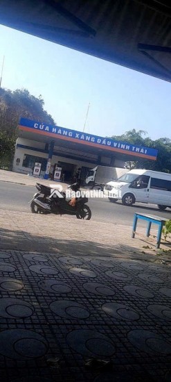 NHÀ VƯỜN KIÊM BÃI GỬI XE