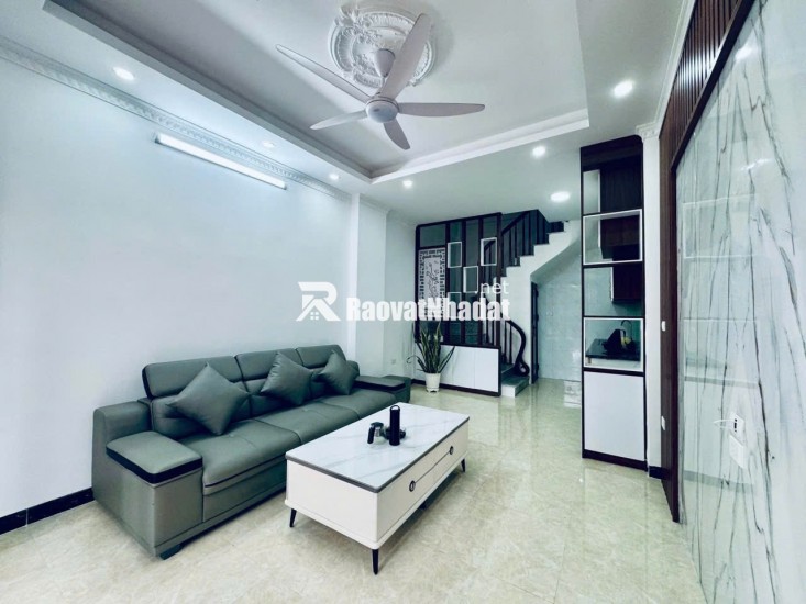 Bán nhà trung tâm Thạch Bàn, Long Biên 30m2 x5 tầng xây mới nhỉnh 6 t.ỷ