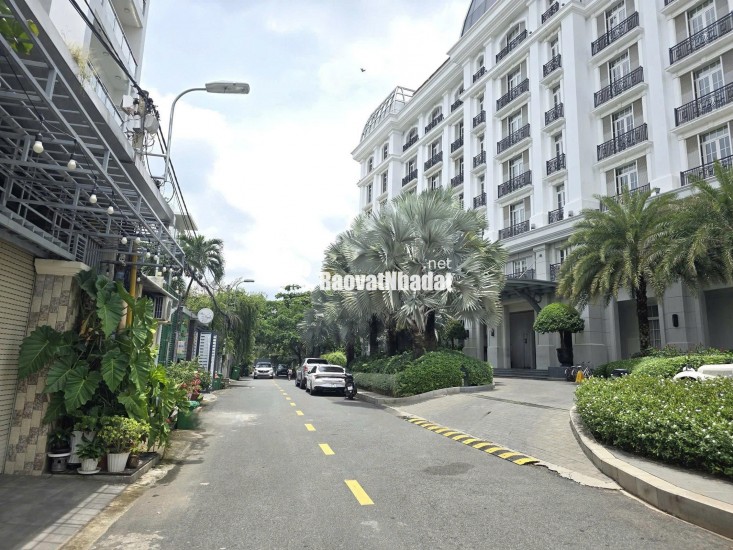 giá sieu hot chi : 26 tỷ. DT 560M2 . Ngay  Đỗ Xuân Hợp . phuoc long a , q9 , hcm