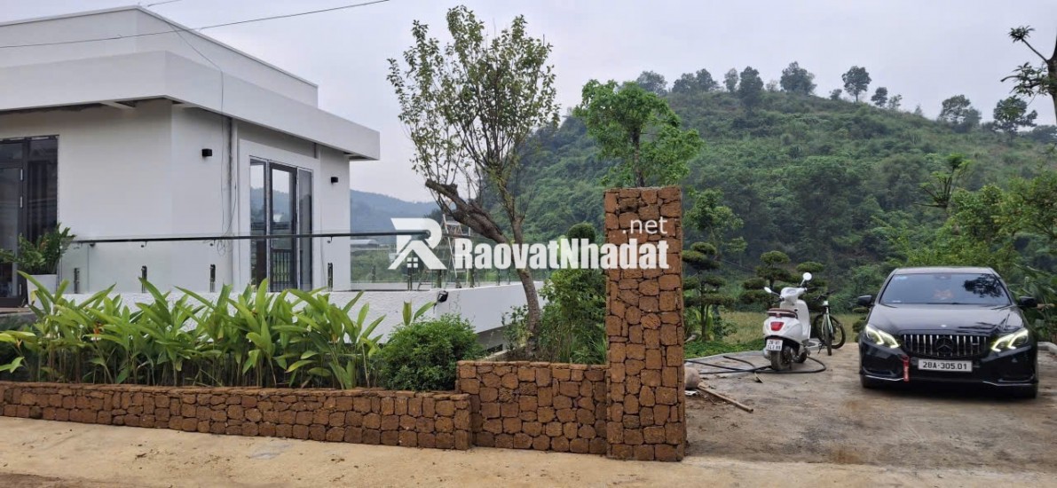 CHÍNH CHỦ GỬI BÁN VILLA NGHỈ DƯỠNG TẠI LƯƠNG SƠN – HOÀ BÌNH. LH:0979203090.