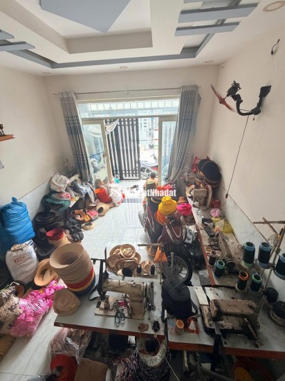 HOT HIẾM! NHÀ 3 TẦNG HẺM XE HƠI QUAY ĐẦU – SÁT NGUYỄN VĂN QUÁ – 5 TỶ TL