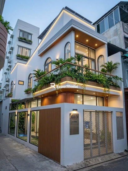 BÁN NHÀ HXH GÓC 2 MT 533/31 HUỲNH VĂN BÁNH PHÚ NHUẬN DT 68M2. LH:0937133343.