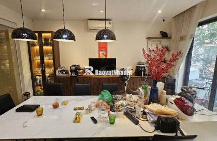 Bán nhà đẹp Lâm Hạ- Oto tránh- Vỉa Hè- Kinh Doanh-Viiew Cầu Trần Hưng Đạo-90m 5 tầng- 30 tỷ(TL)