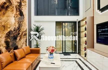 NHÀ 5 TẦNG LUNG LINH FULL NỘI THÂT XỊN XÒ - CÓ Ô CHỠ THANG MÁY