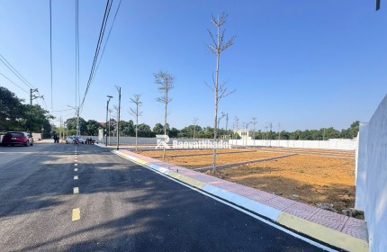 Chỉ 2,5 tỷ /lô 100m ,tại cnc Hòa Lạc,đường thông 2 xe tránh