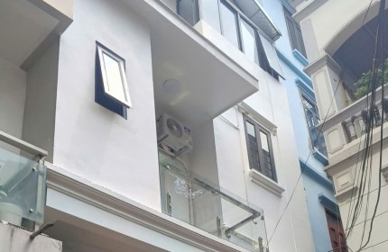 Nhà Ba ĐÌnh, Giá giật mình, nhỉnh 8 tỷ có nhà 35m x 4 tầng