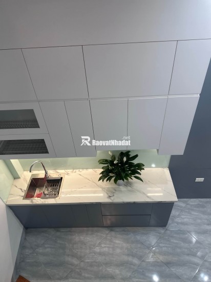 Bán  nhà Hồ Ba Mẫu, quận Đống Đa 6x tỷ ,28m, 3 ngủ , gần đường ô tô , vị trí đẹp, full nội thất, 6x tỷ