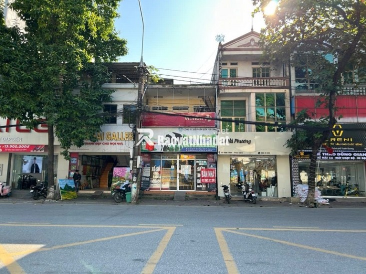 CHÍNH CHỦ BÁN NHÀ MẶT PHỐ ĐẸP NHẤT TRUNG TÂM TP TUYÊN QUANG