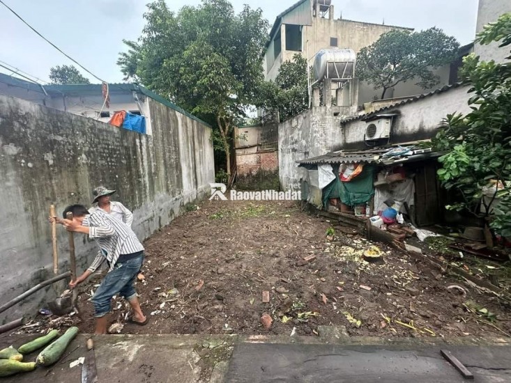 Chỉ #2,3 tỷ có ngay 1 lô tại Thôn Đoài, Việt Hùng, Đông Anh. 52m2