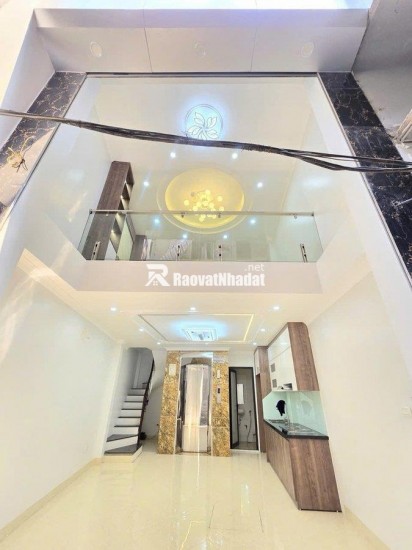 NHỈNH 9 TỶ TRUNG TÂM ĐỐNG ĐA, NHÀ MỚI 6 TẦNG THANG MÁY, THIẾT KẾ HIỆN ĐẠI, THANG MÁY NHẬP, CHỦ THIỆN CHÍ BÁN