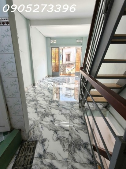 NHÀ NGAY BÙI ĐÌNH TÚY GIÁP SÁT BÊN QUẬN 1 KẾ BÊN CHỢ BÀ TRIỆU - NHÀ CÁCH MT VÀI BƯỚC CHÂN - DT 27M 2 TẦNG 5X5M NHÀ MỚI XÂY CỰC ĐẸP ĐANG CHO THUÊ