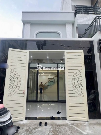 Tân Bình-  hoàn công  3.5*7.5m - 3 tầng Btct - hẻm thẳng 1 trục