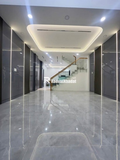 Tân Bình-  hoàn công  3.5*7.5m - 3 tầng Btct - hẻm thẳng 1 trục